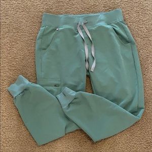 Jade Zamora petite Jogger pants